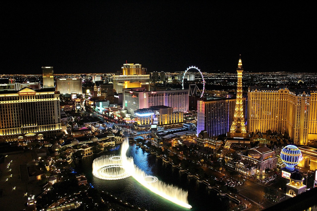 戏剧节比赛，舞台明珠闪耀之夜