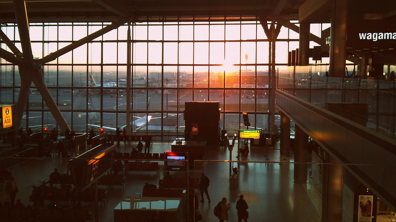 探索航空前沿，最新航司航班动态与创新旅行体验