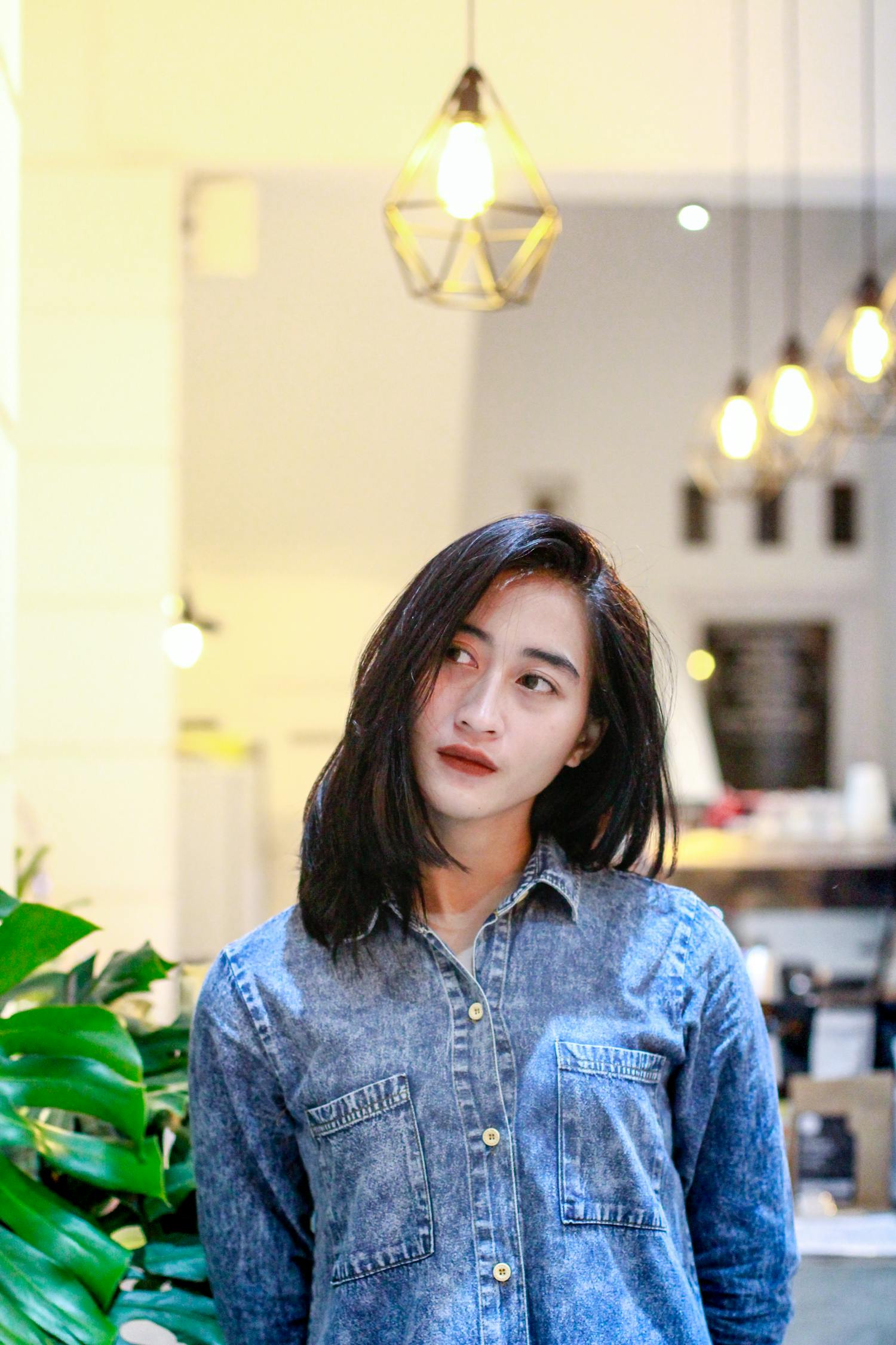 诱人飞行女演员，星空魅力之光闪耀